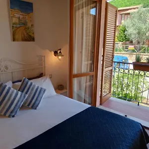 I Tre Poeti , Saturnia Italien